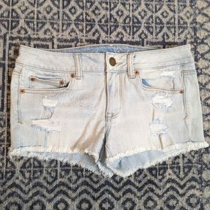 Vintage AEO Distressed Shorts